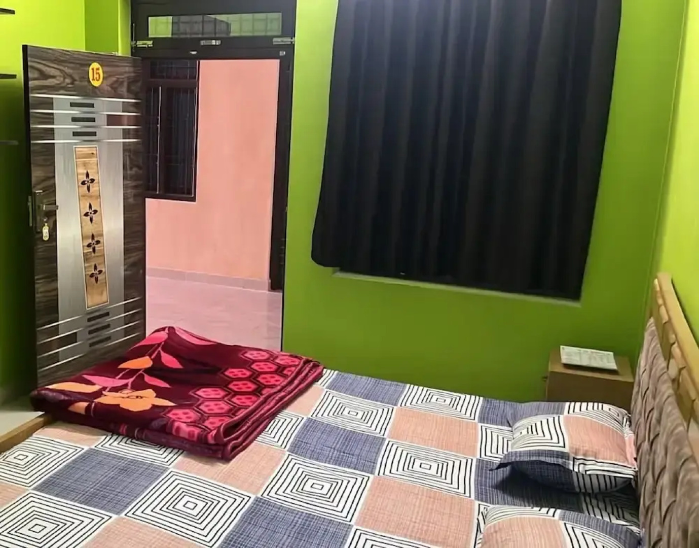 Goroomgo Shree Raj Homestay Ayodhya