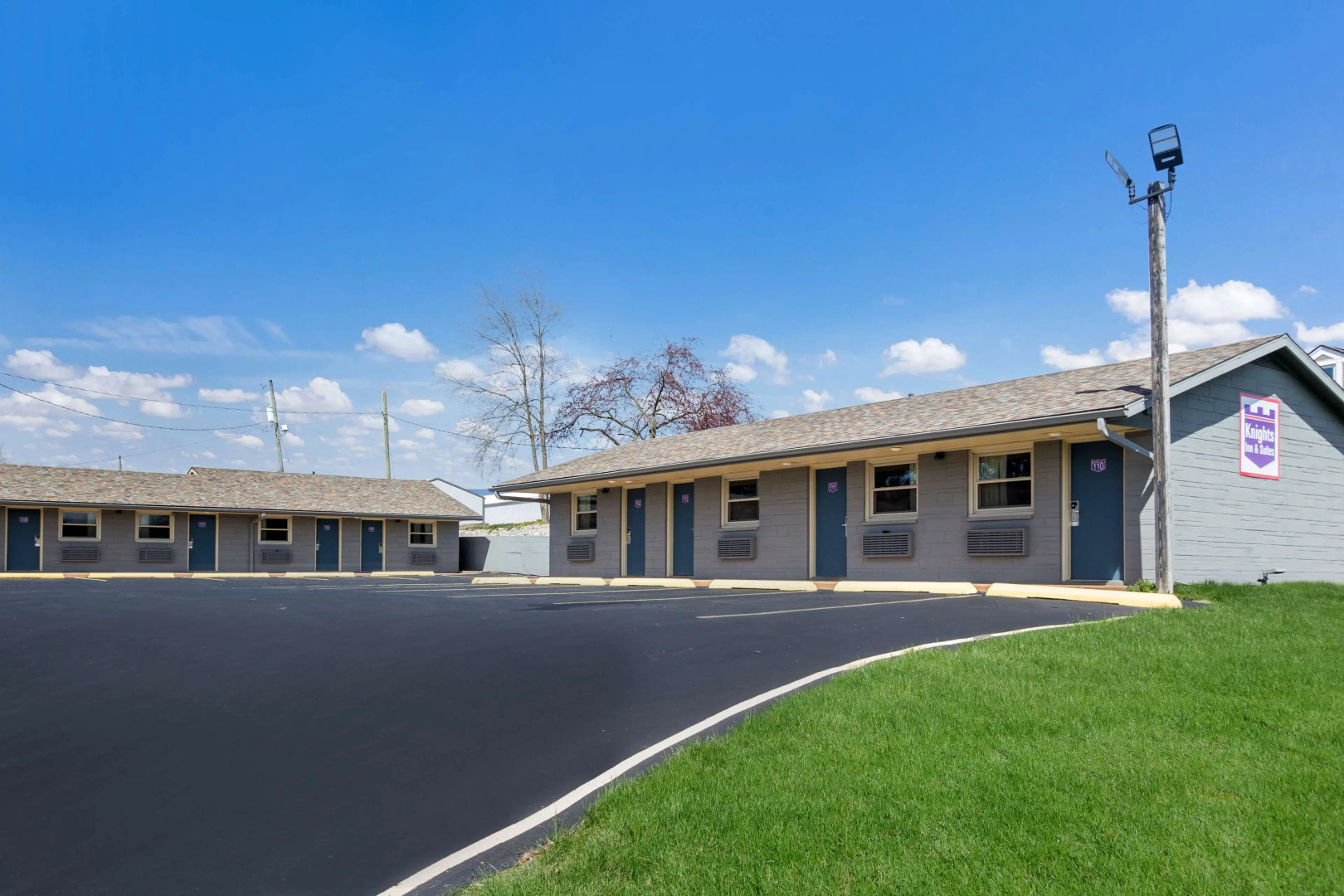 Knights Inn and Suites Salem