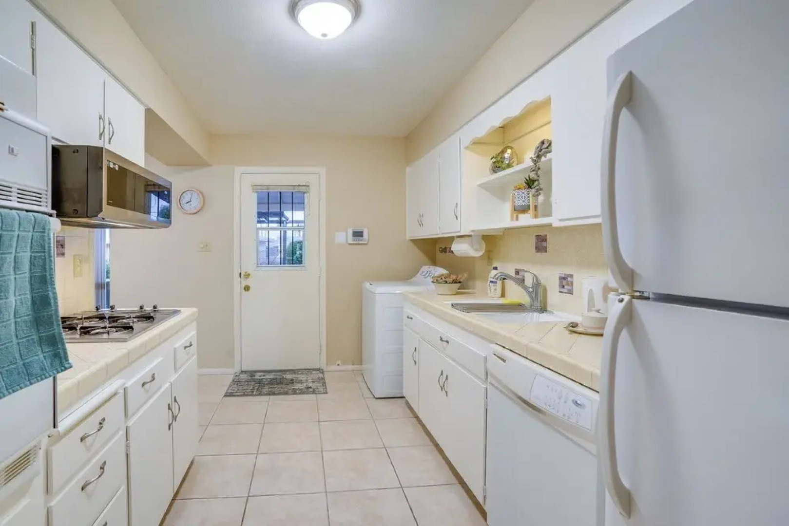 Patio & Yard: Sun City Home Near Casinos