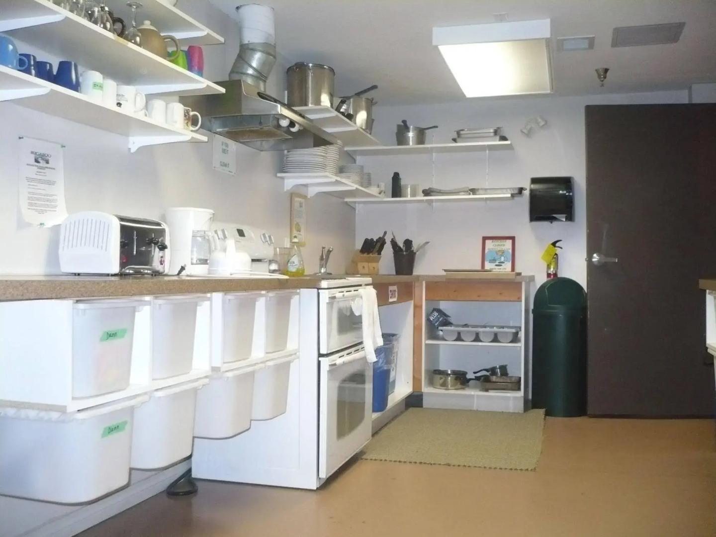 Basecamp Lodge Golden