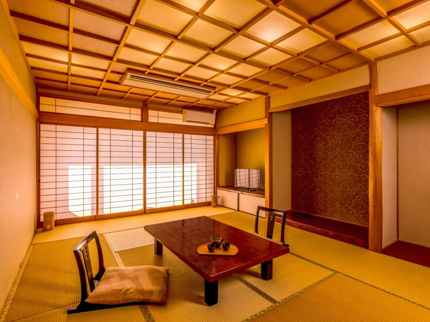 Ooedo Onsen Monogatari Premium Shima Saichoraku