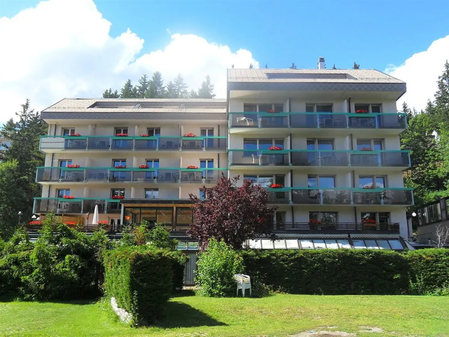 Alaia Lodge