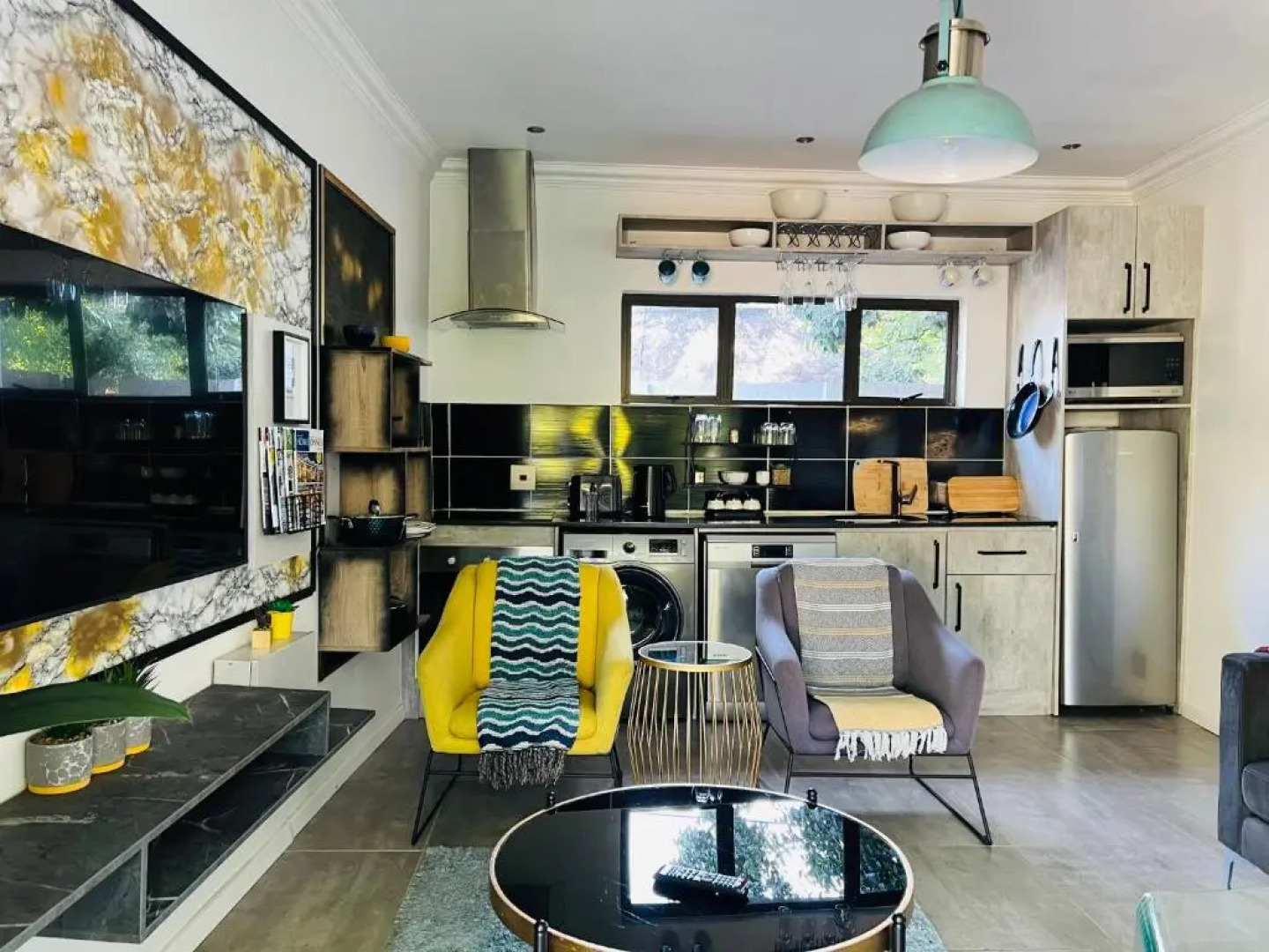 24 On Basil Boutique Aparthotel