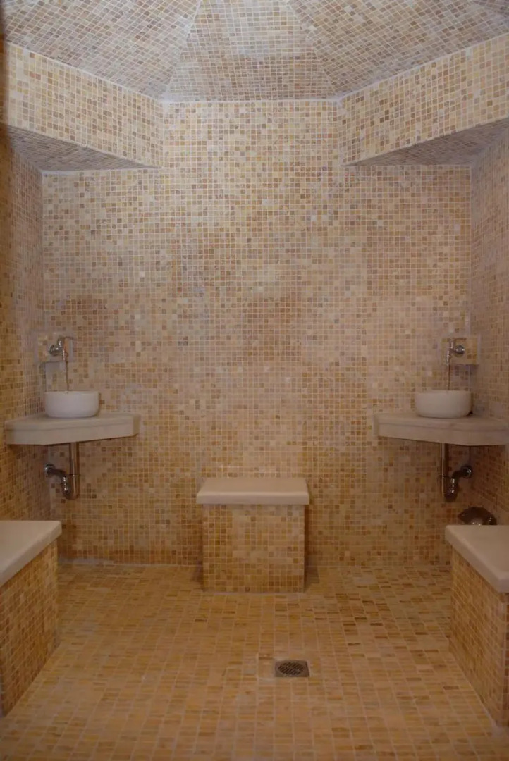 Delina Mountain Resort