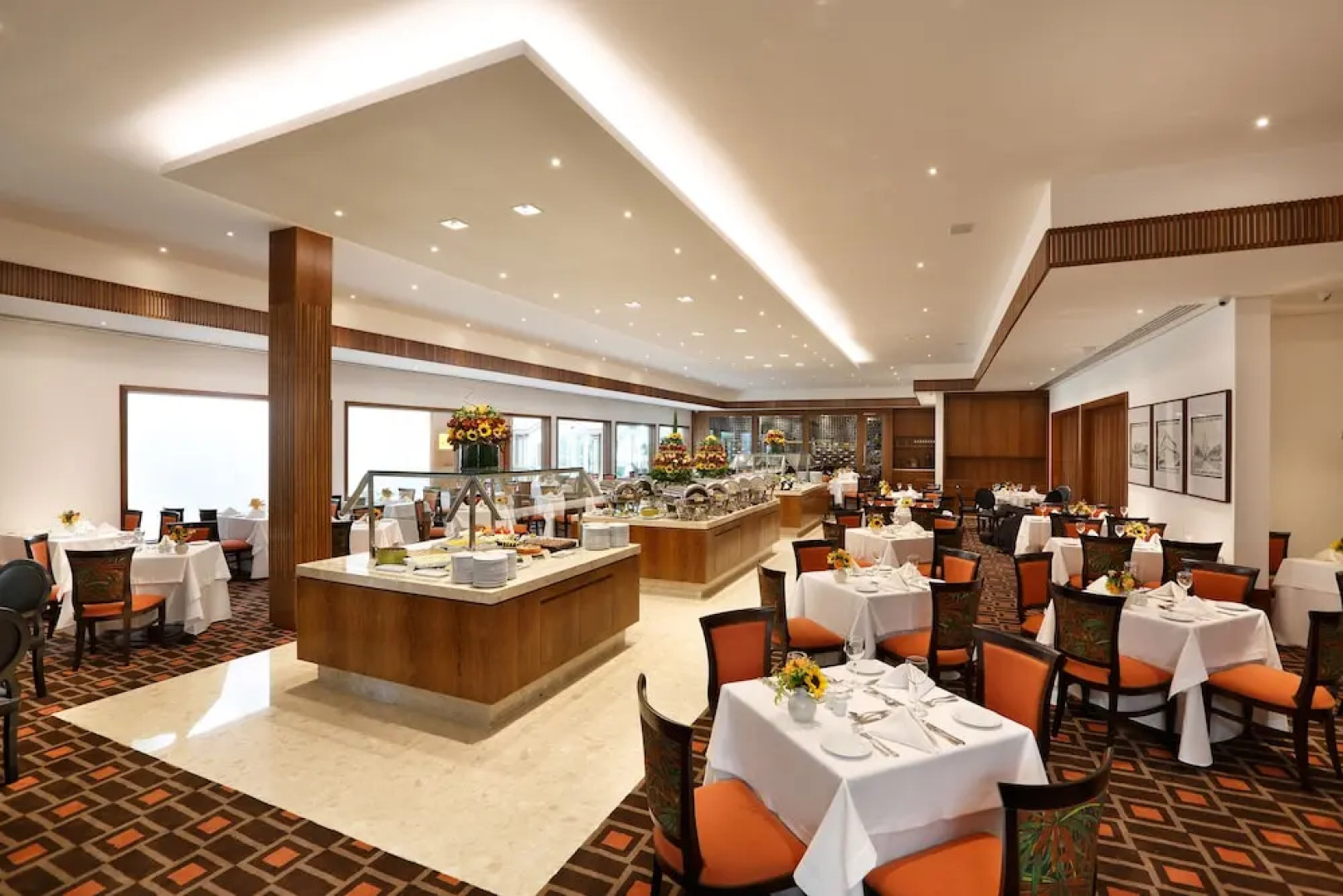 Royal Palm Plaza / The Palms