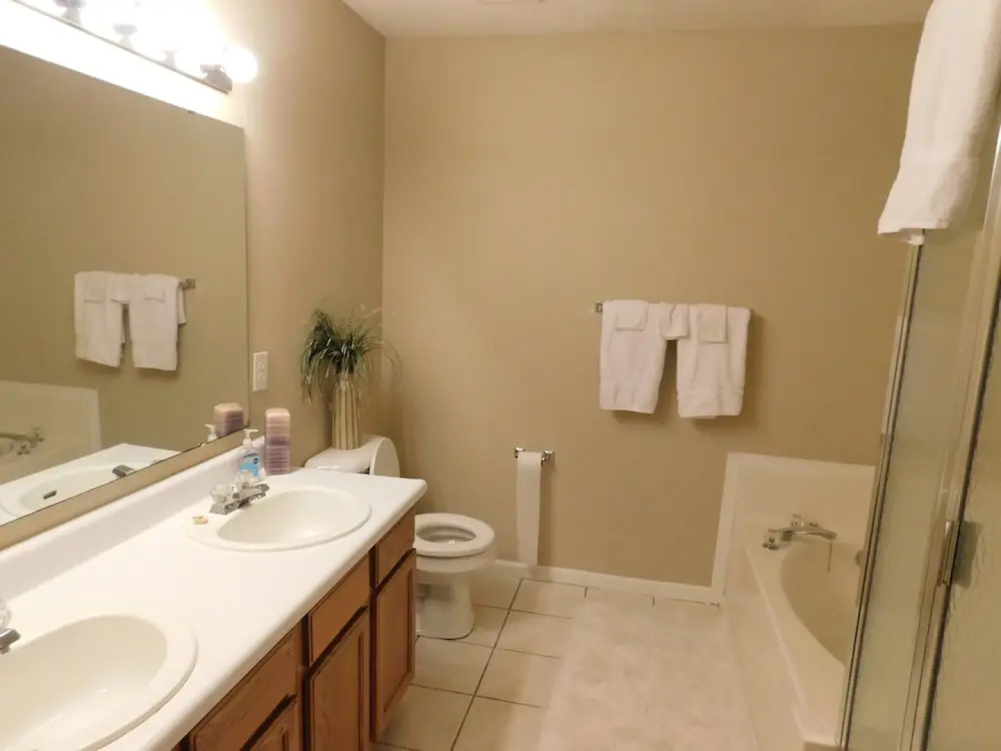 Evonne's Sharing House