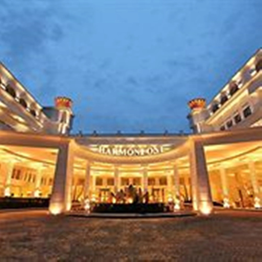 Harmoni One Convention Hotel & Service Apartments