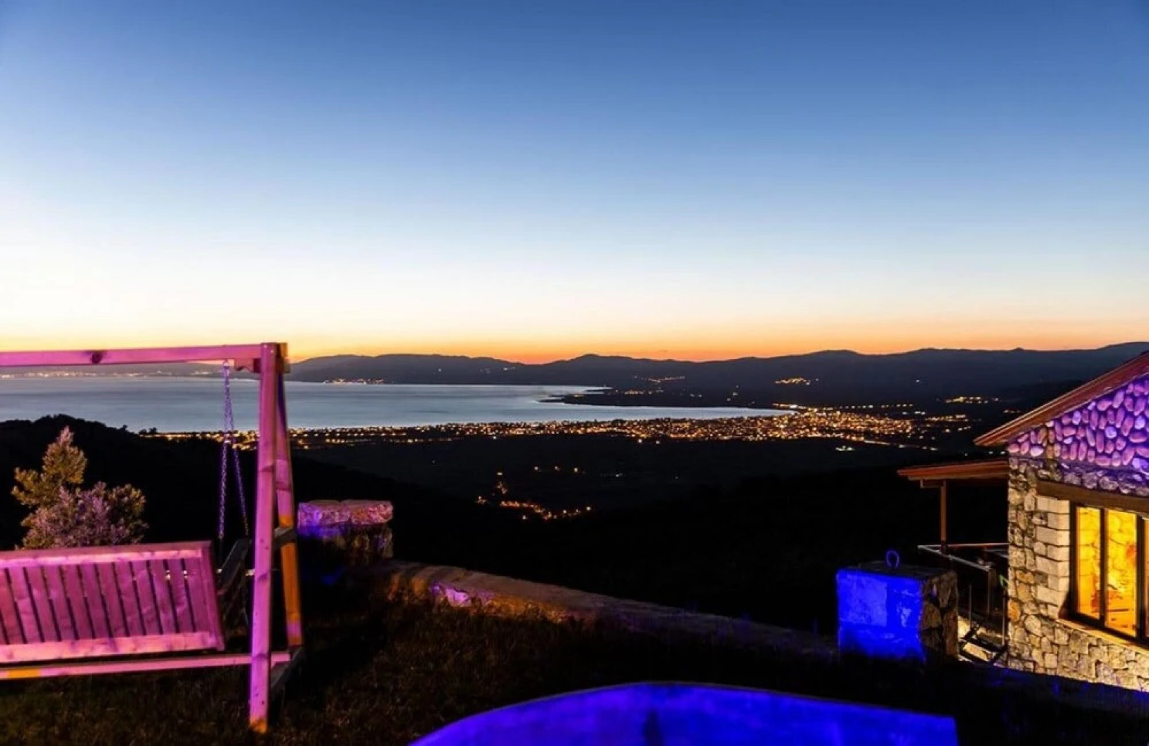 Magnificient Stone House With Private Pool and Jacuzzi in Iznik Bursa