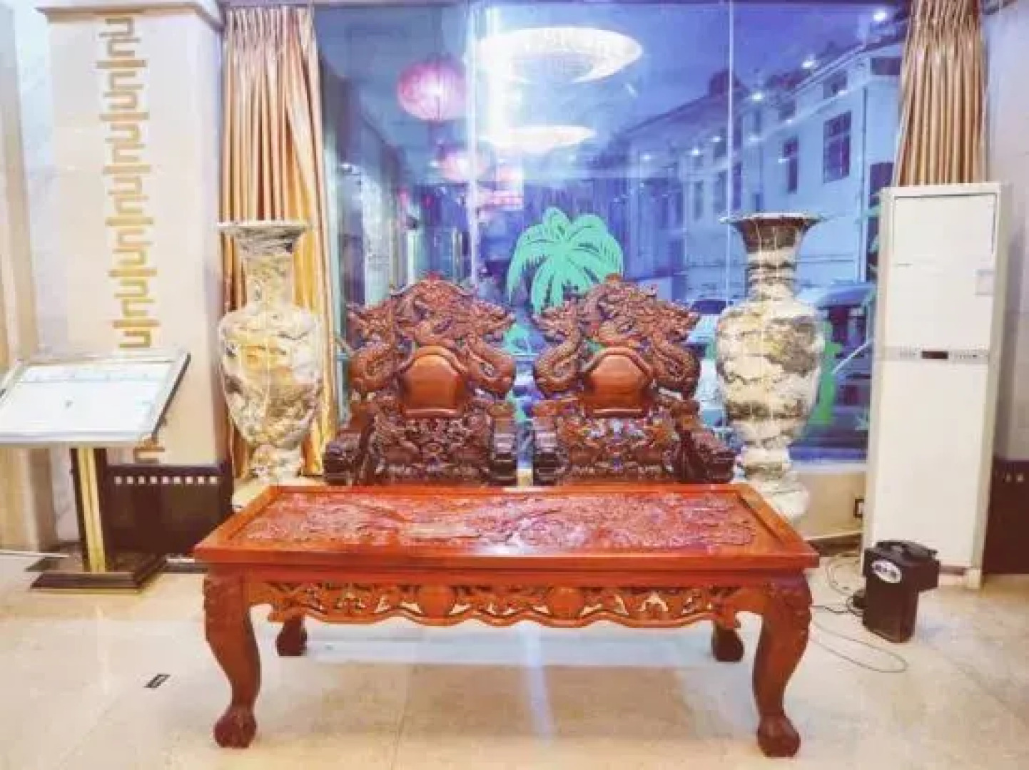 Molonglo South Hotel