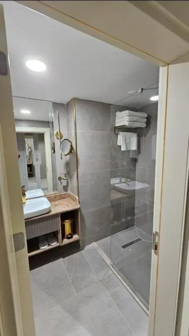 Roccia DownTown Otel