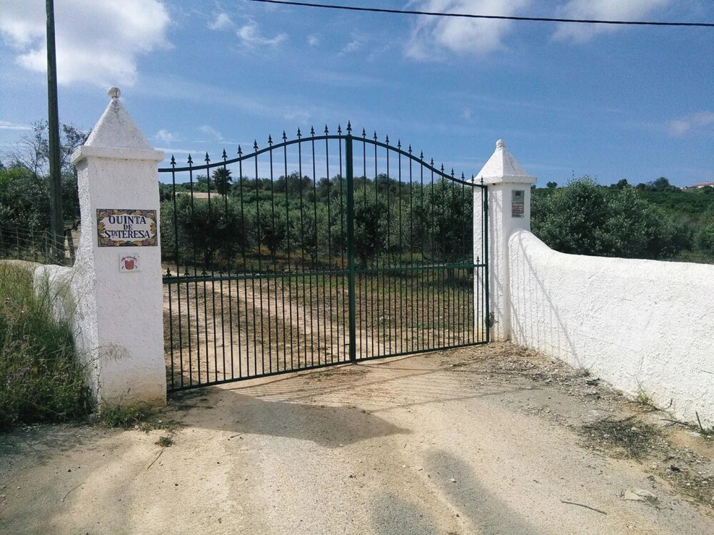 Santa teresa Farmhouse byRental4all