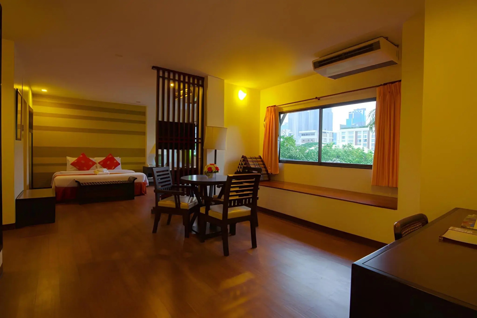 Woraburi Sukhumvit Hotel & Resort