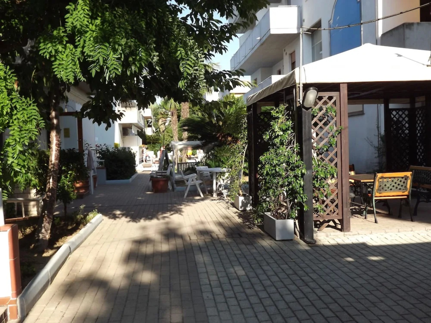 Alba Holiday Hotel & Residence