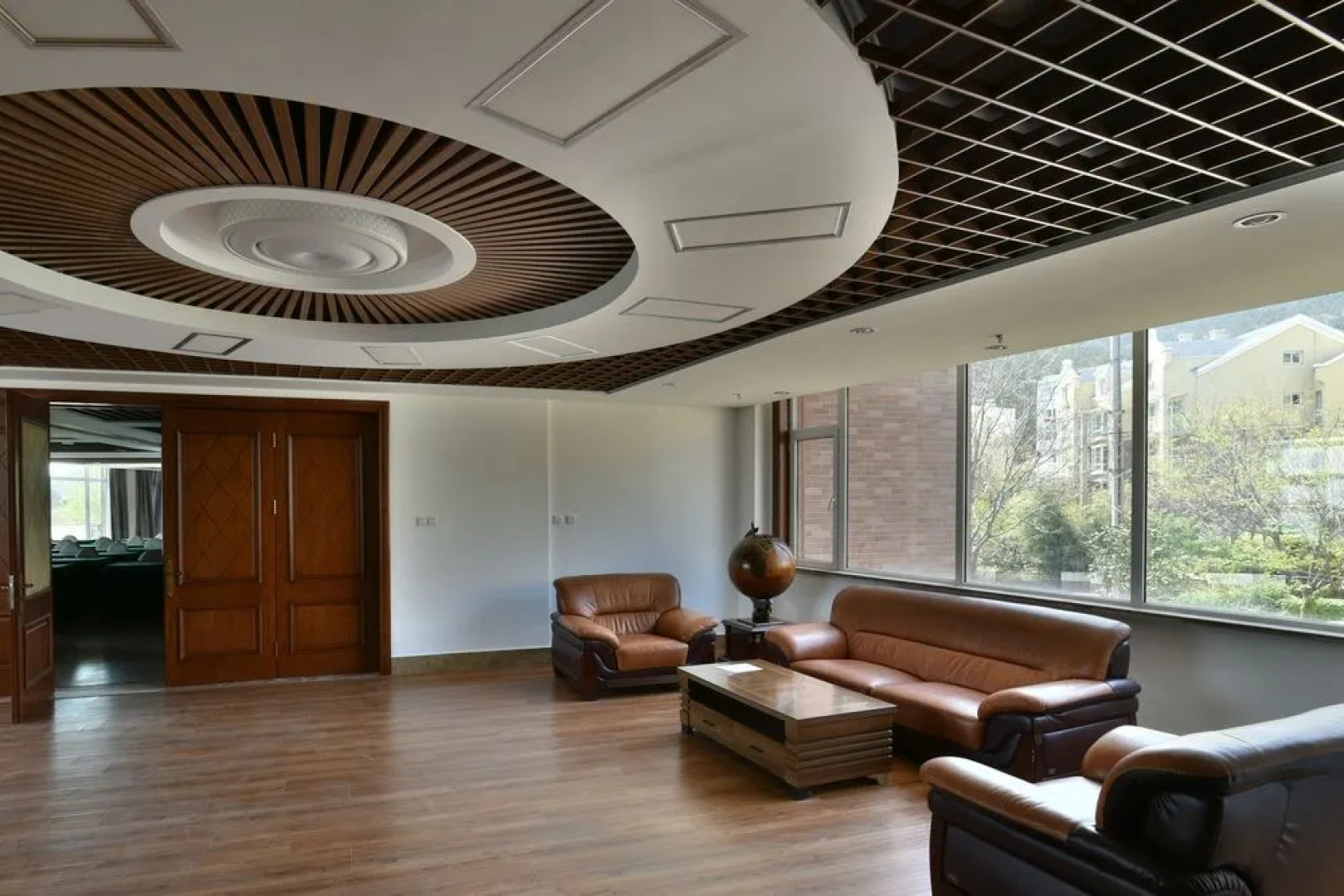 Qingdao Oceanside Hotel & Resort