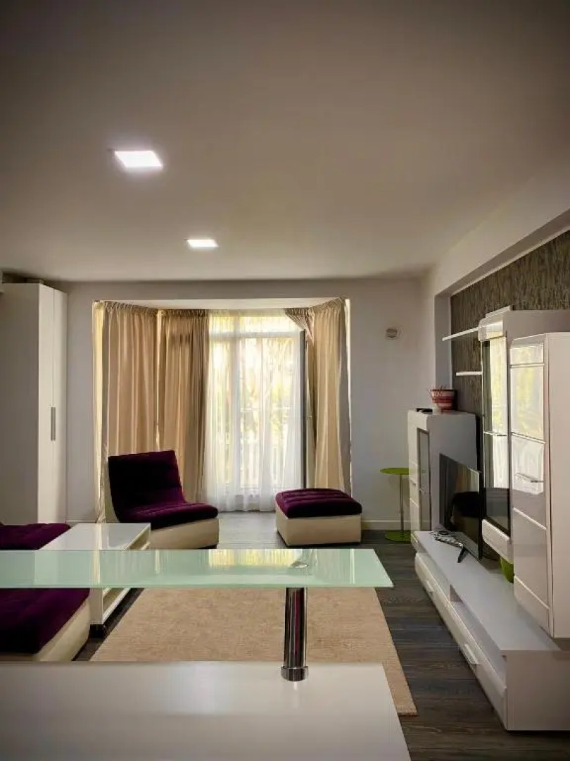 Forever Friday Apartment Cosmopolis