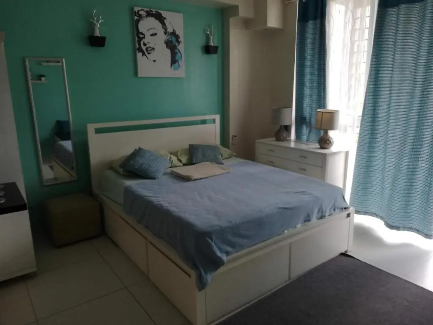 Lagoon view Family Suite in Pico De Loro Cove, Nasugbu