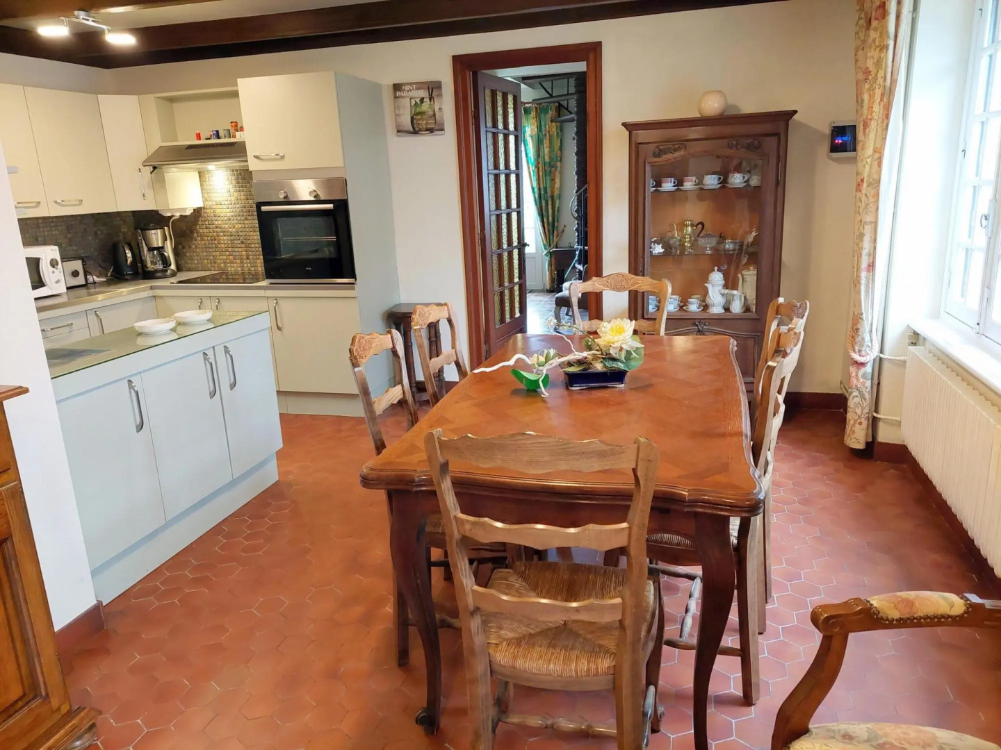 Jacuzzi, billiards and fireplace, semi-detached house, Sibiril