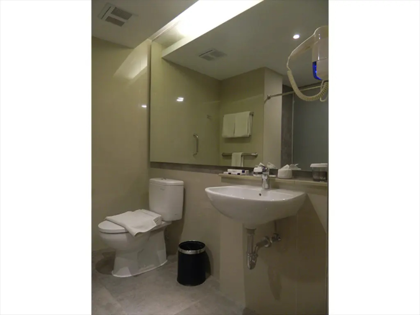 Wing Hotel Kualanamu Airport