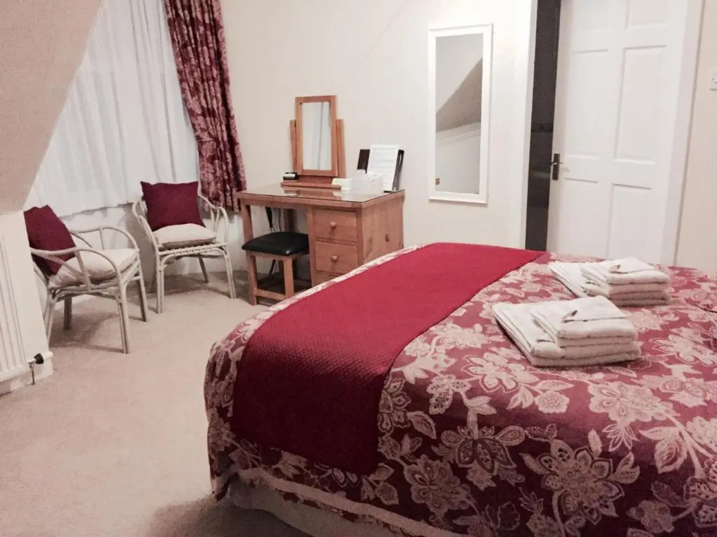 Number 52 Bed & Breakfast