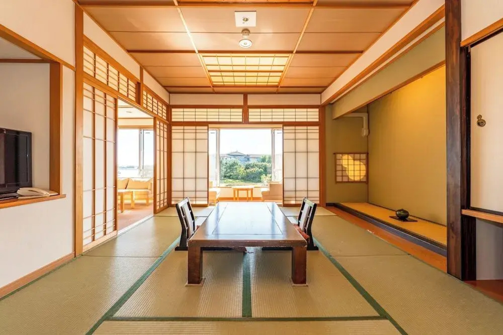 Ooedo Onsen Monogatari Premium Hotel Sokan