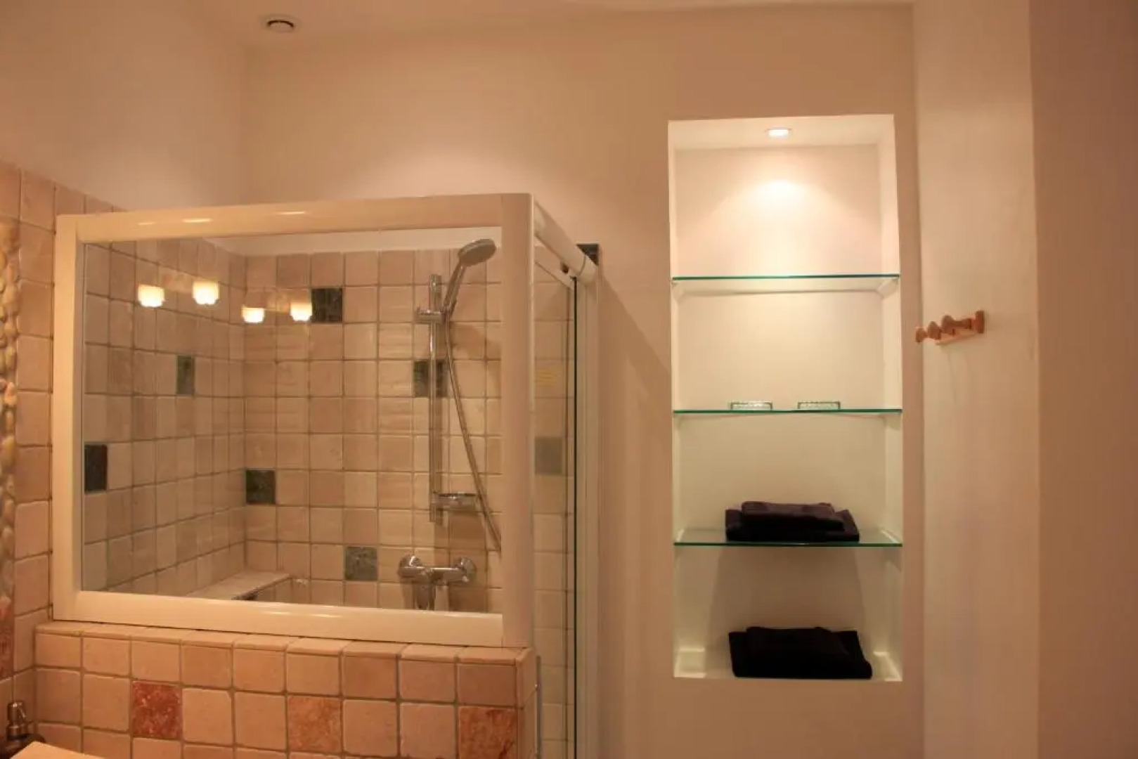 A la terrasse dAvignon