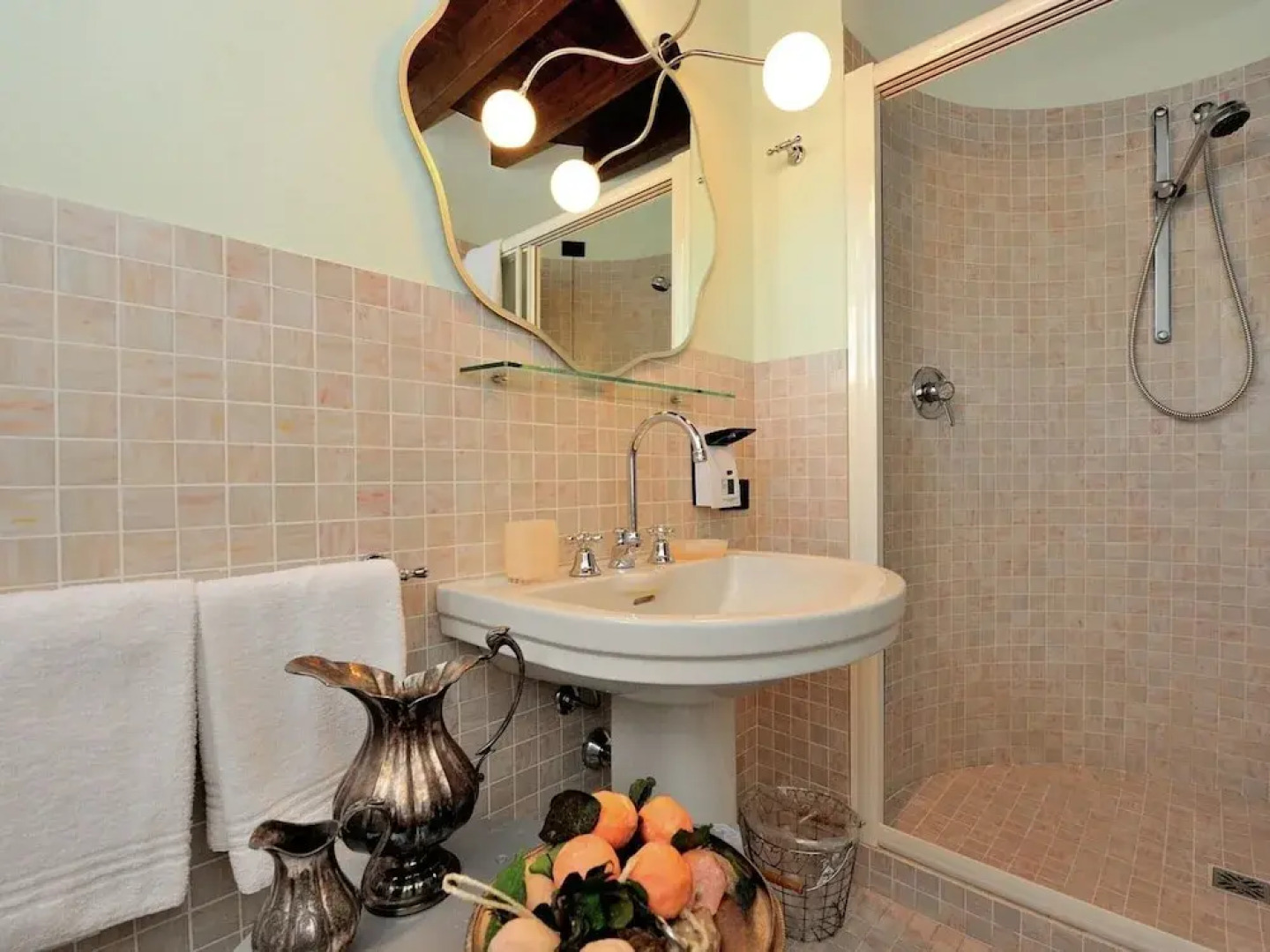 Villa in Montemaggiore With Private Pool