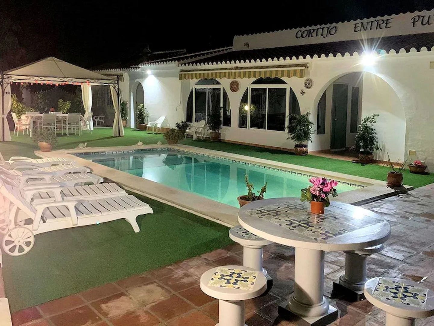 Cozy Cottage in Cómpeta With Private Swimming Pool