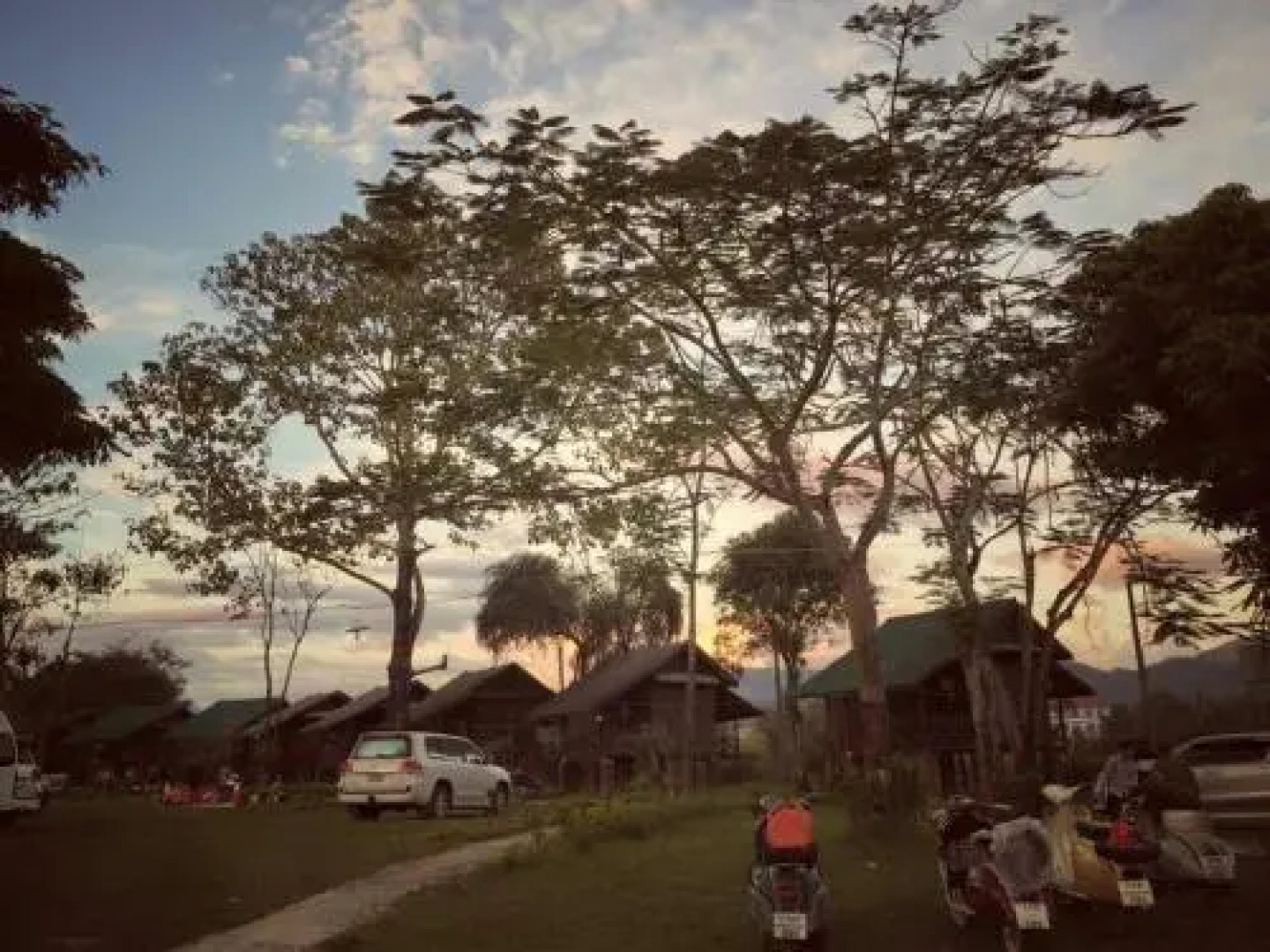 Riverside Garden Bungalows