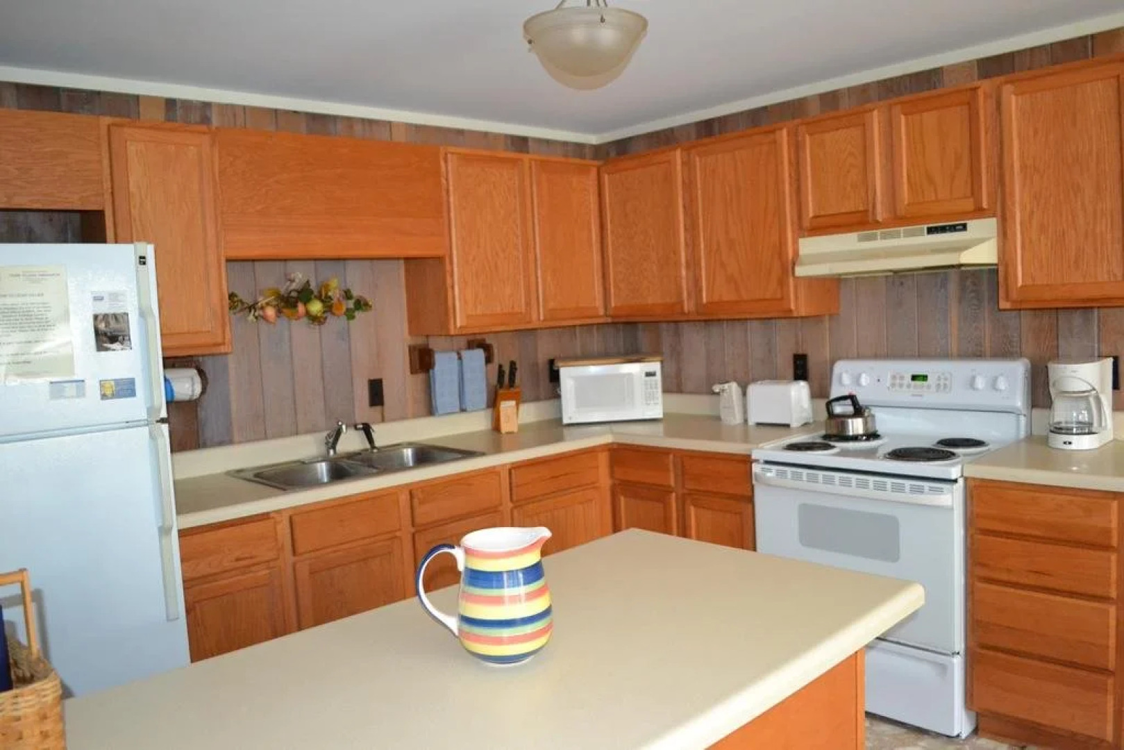 Cedar Village Condominiums