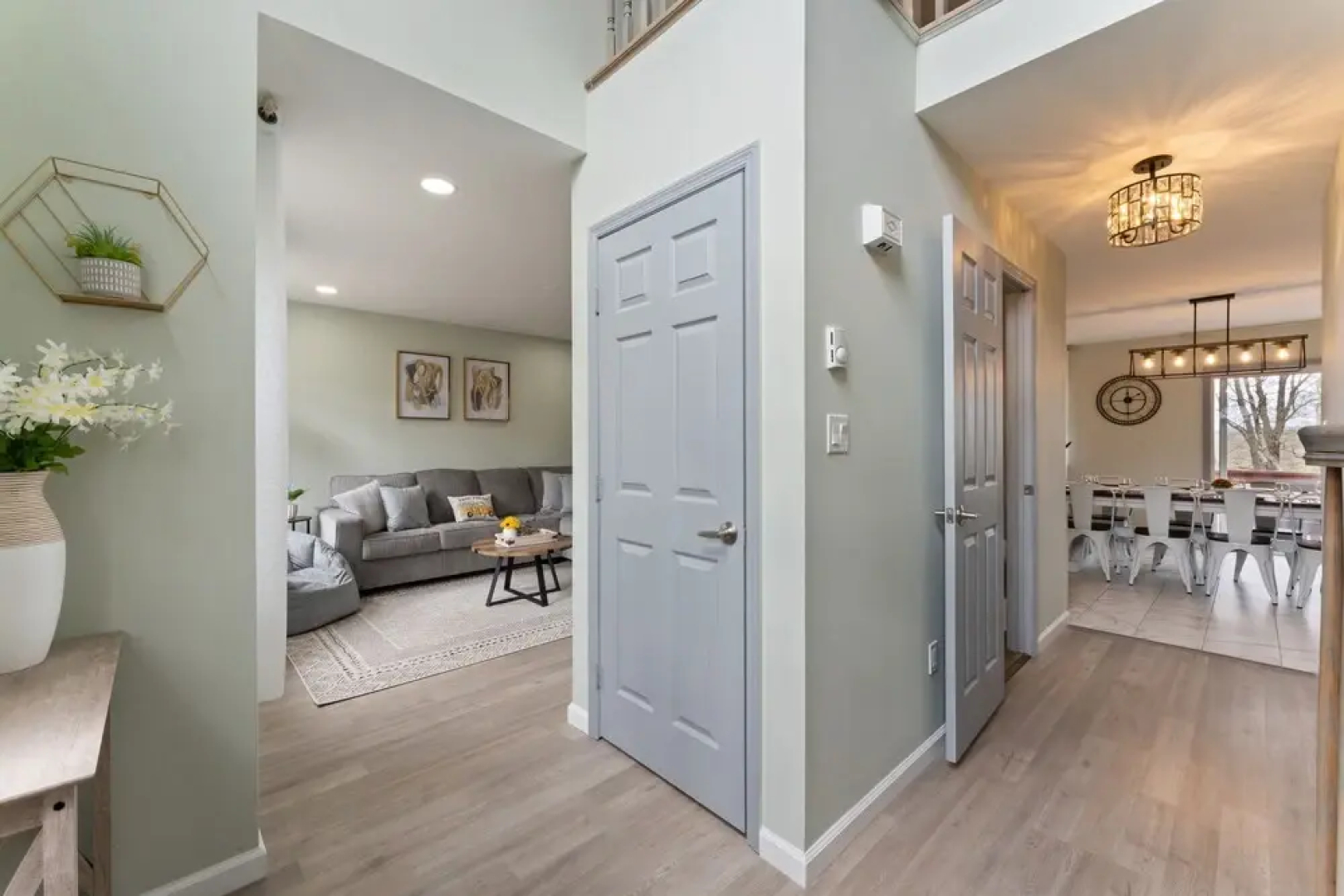 Amazing Vacation House In Poconos~hottub~game Room 6 Bedroom Home