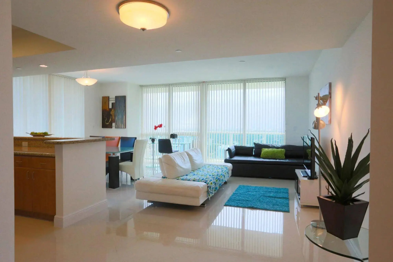 Pelican Residence at One Broadway