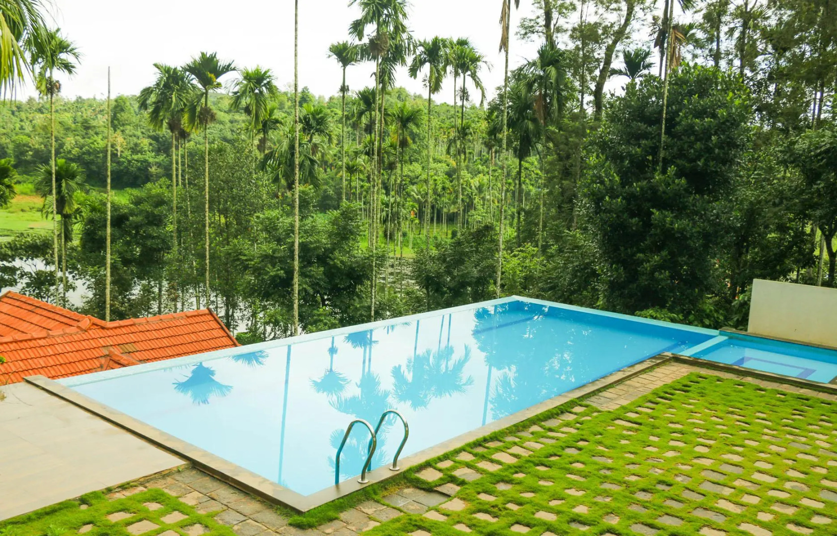 The Wave Resort and Spa