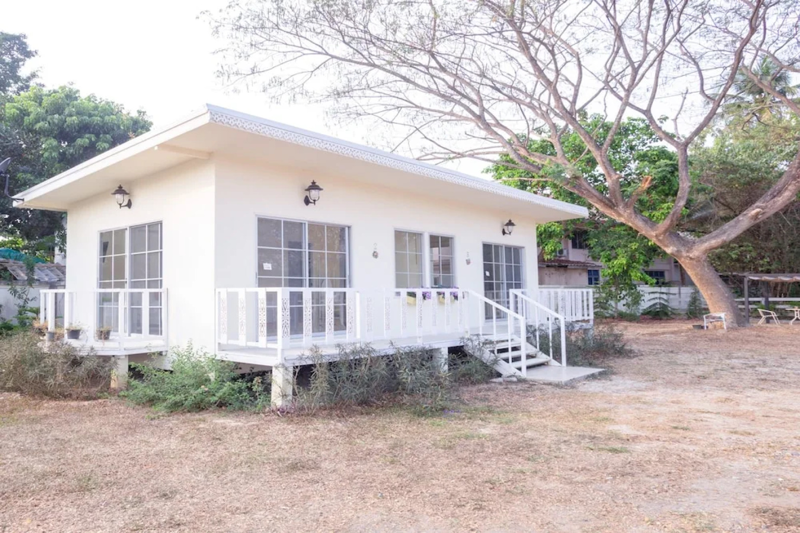 OYO 556 Chaisathan Cottage