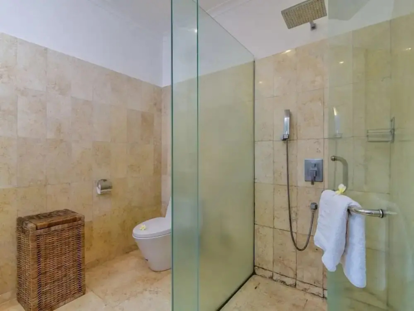 Villa Pondok Wahyu Sedana