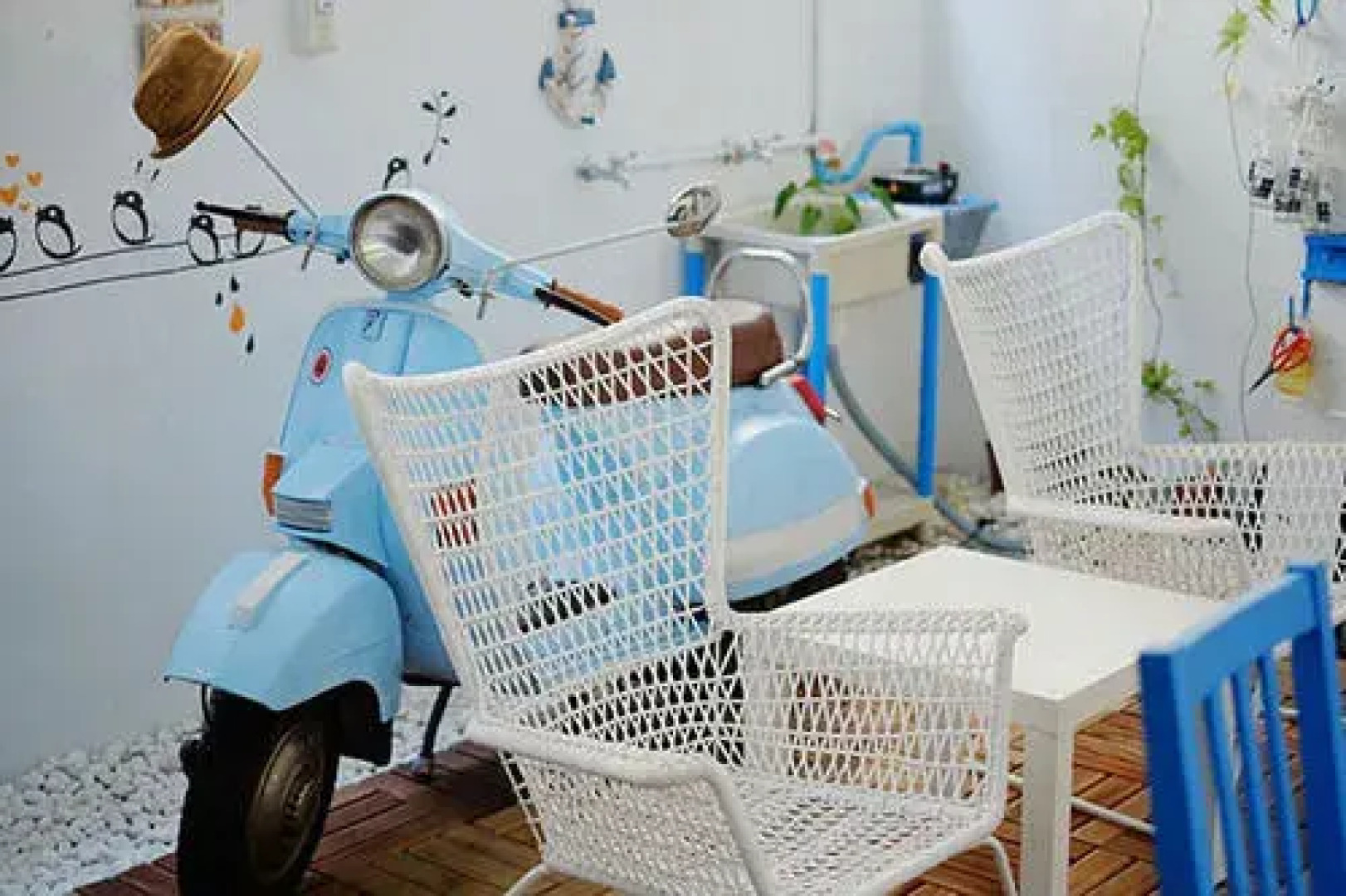 Greece Hand For Hualien