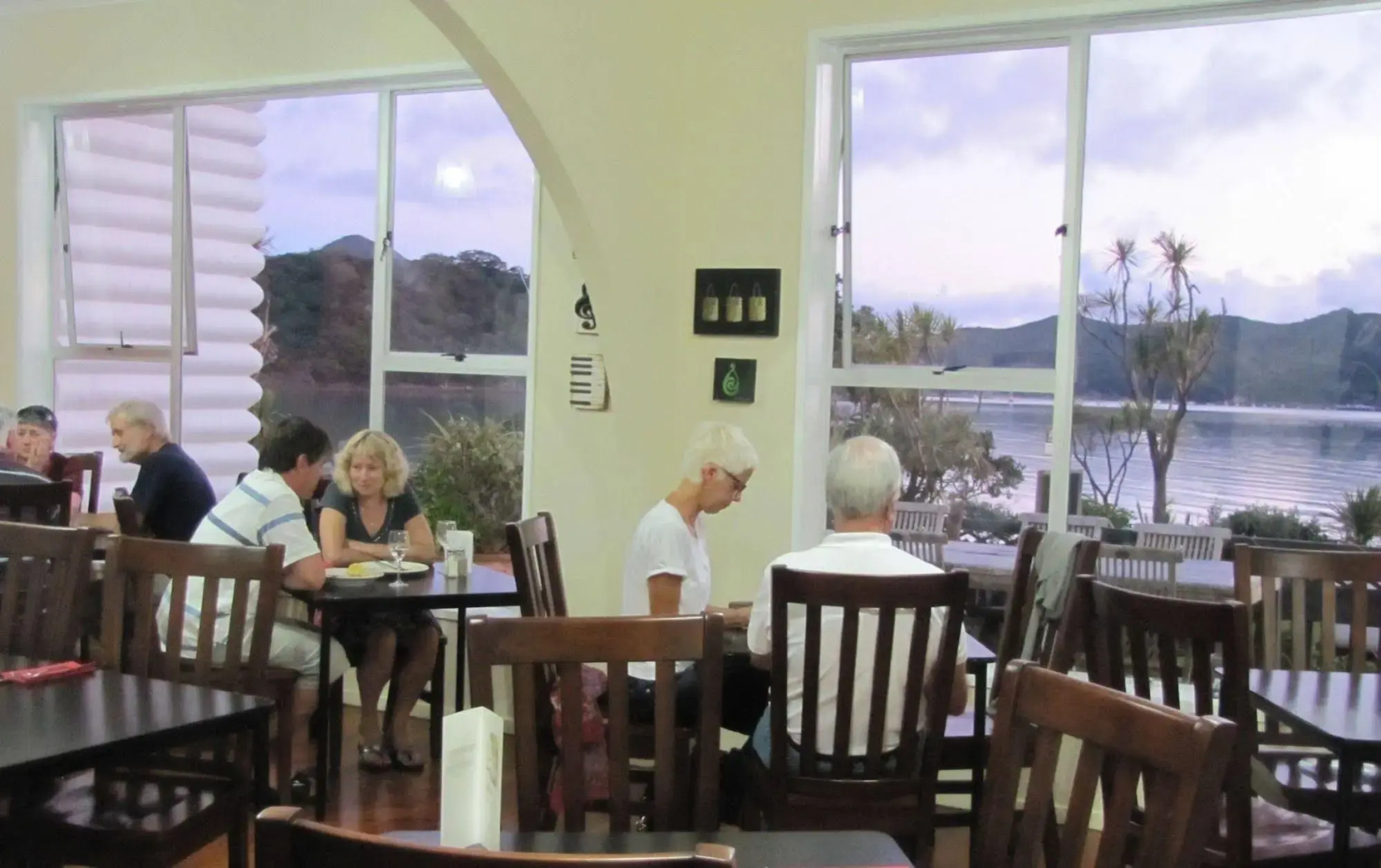 Tipi and Bob's Waterfront Lodge