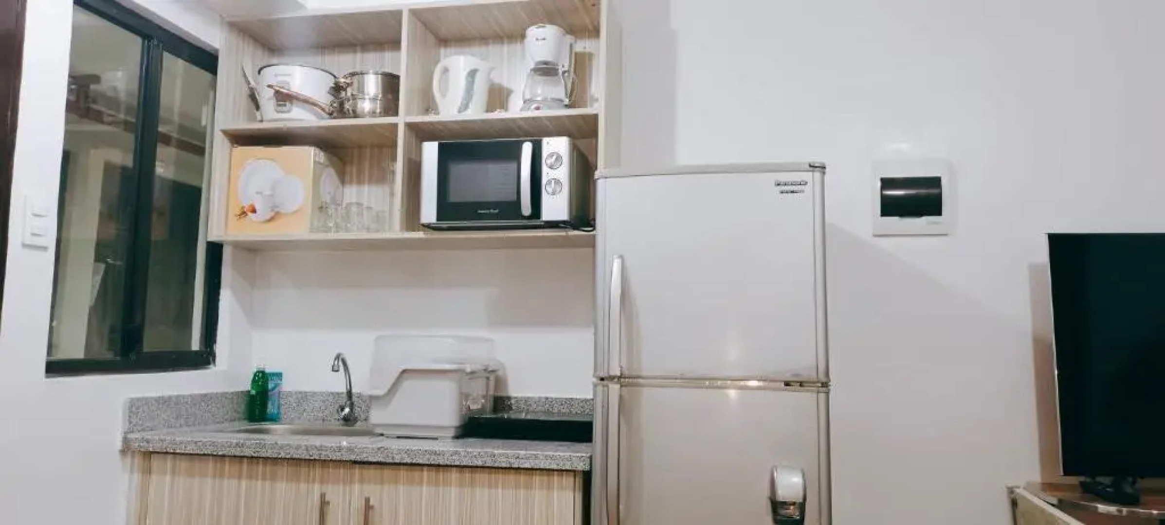 2-Bedroom Condo with UNLI WIFI, 50" TV, Netflix, Xbox One, Pool