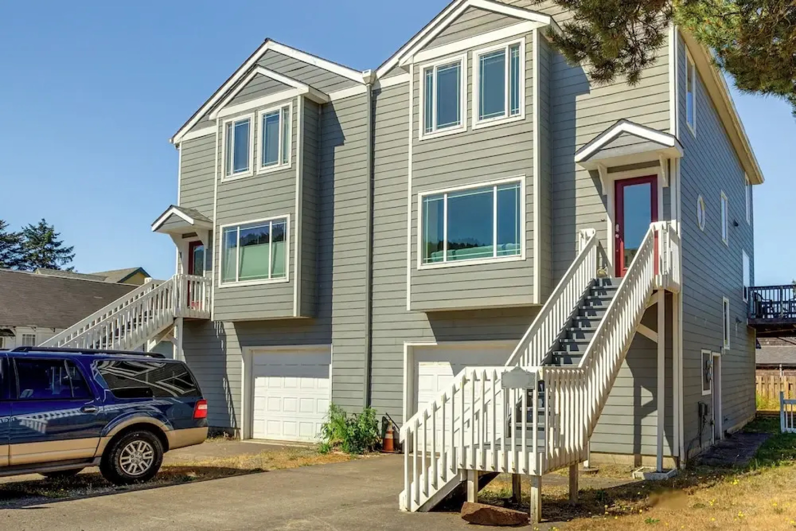 Walk to Shore: Home w/ Deck in Rockaway Beach!