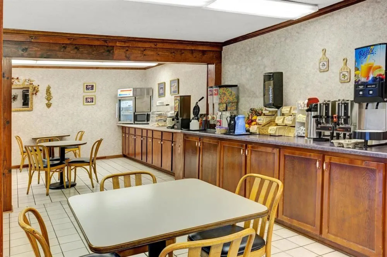 Days Inn Jellico - Tennessee State Line