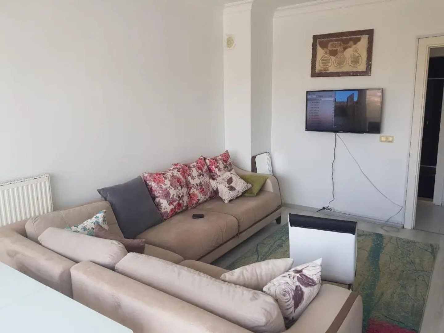 White Appartment in Istanbul