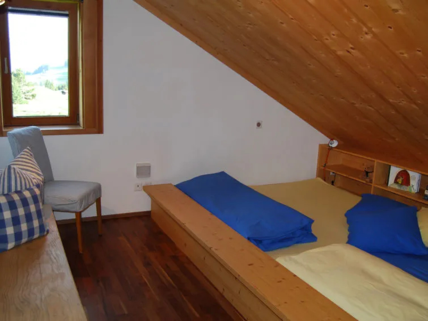 Apartment Apartment By easy