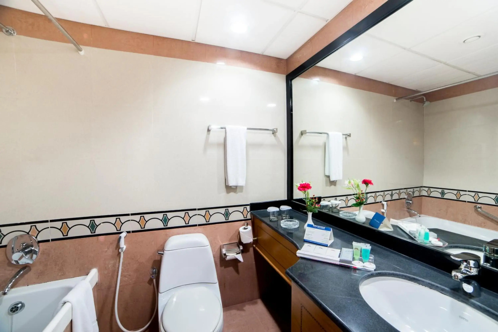 Astro Pasadena Hotel