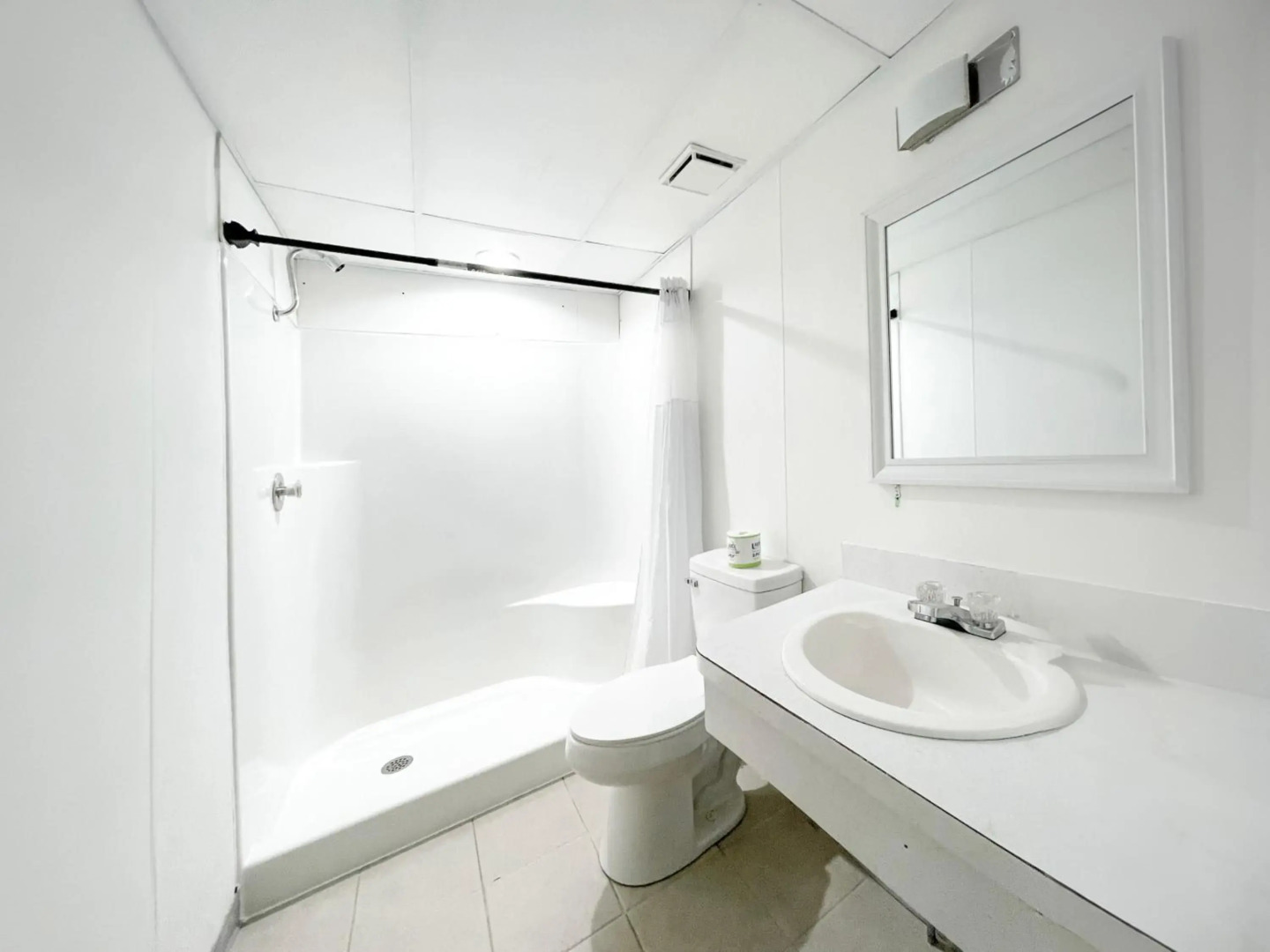 Penn Lodge Hotel & Suites