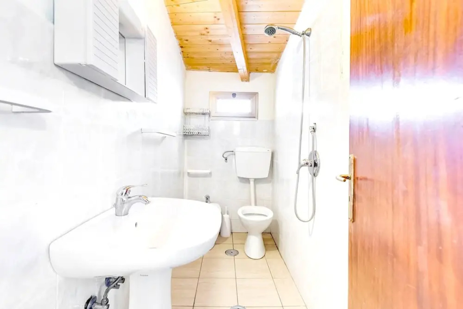 Apartment With one Bedroom in Pisciotta, With Furnished Terrace - 200 m From the Beach