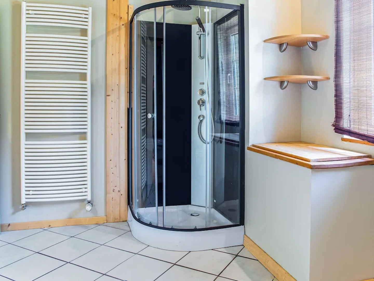 Scenic Cottage in Waimes With Fenced Garden