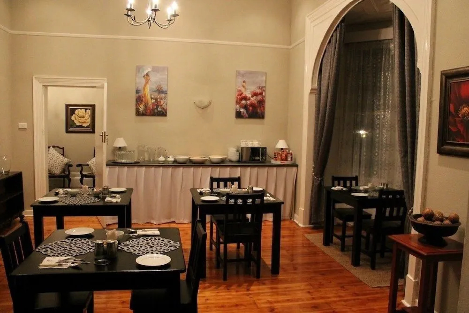 Tranquil House B&B @ 10 Berry St