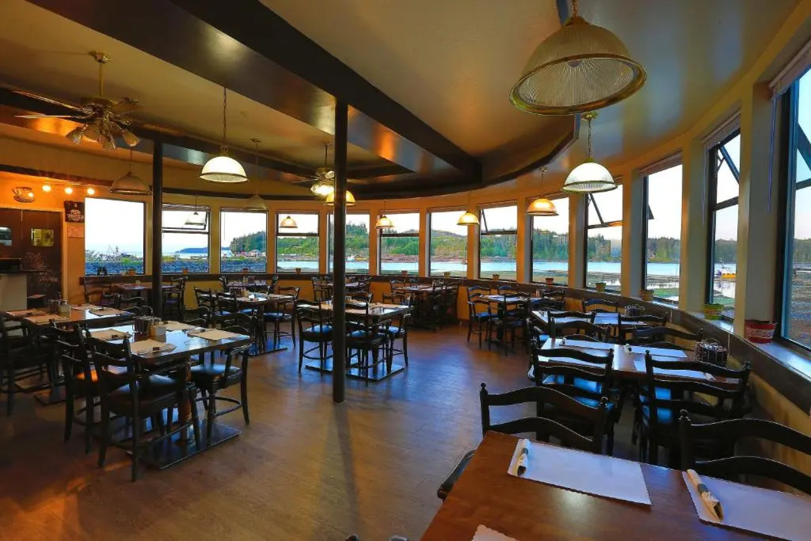 Glen Lyon Inn & Suites