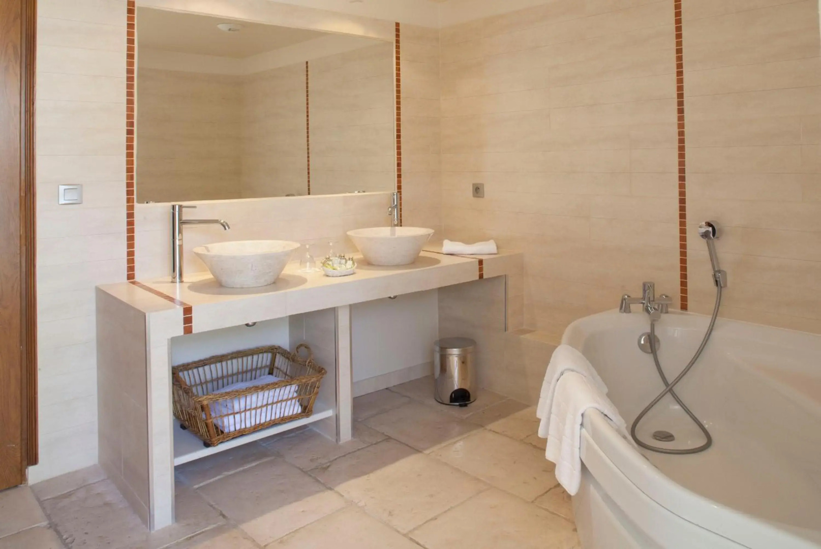 Hôtel Aux Vieux Remparts