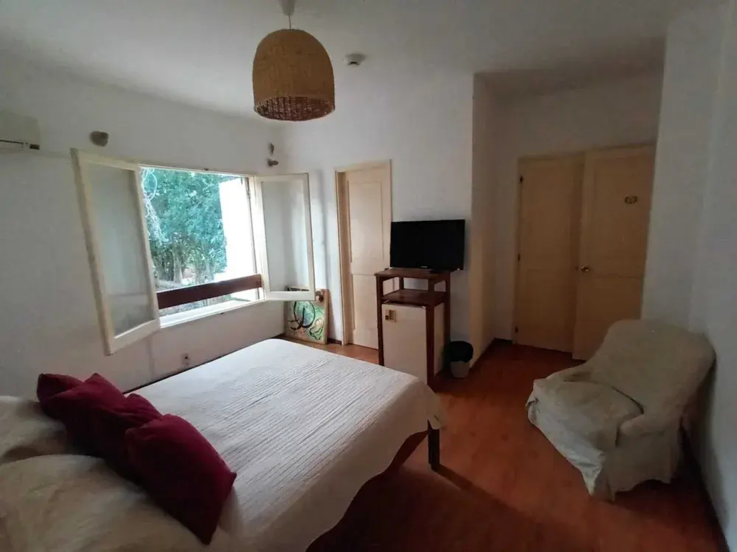 El Viajero Colonia Hostel & Suites