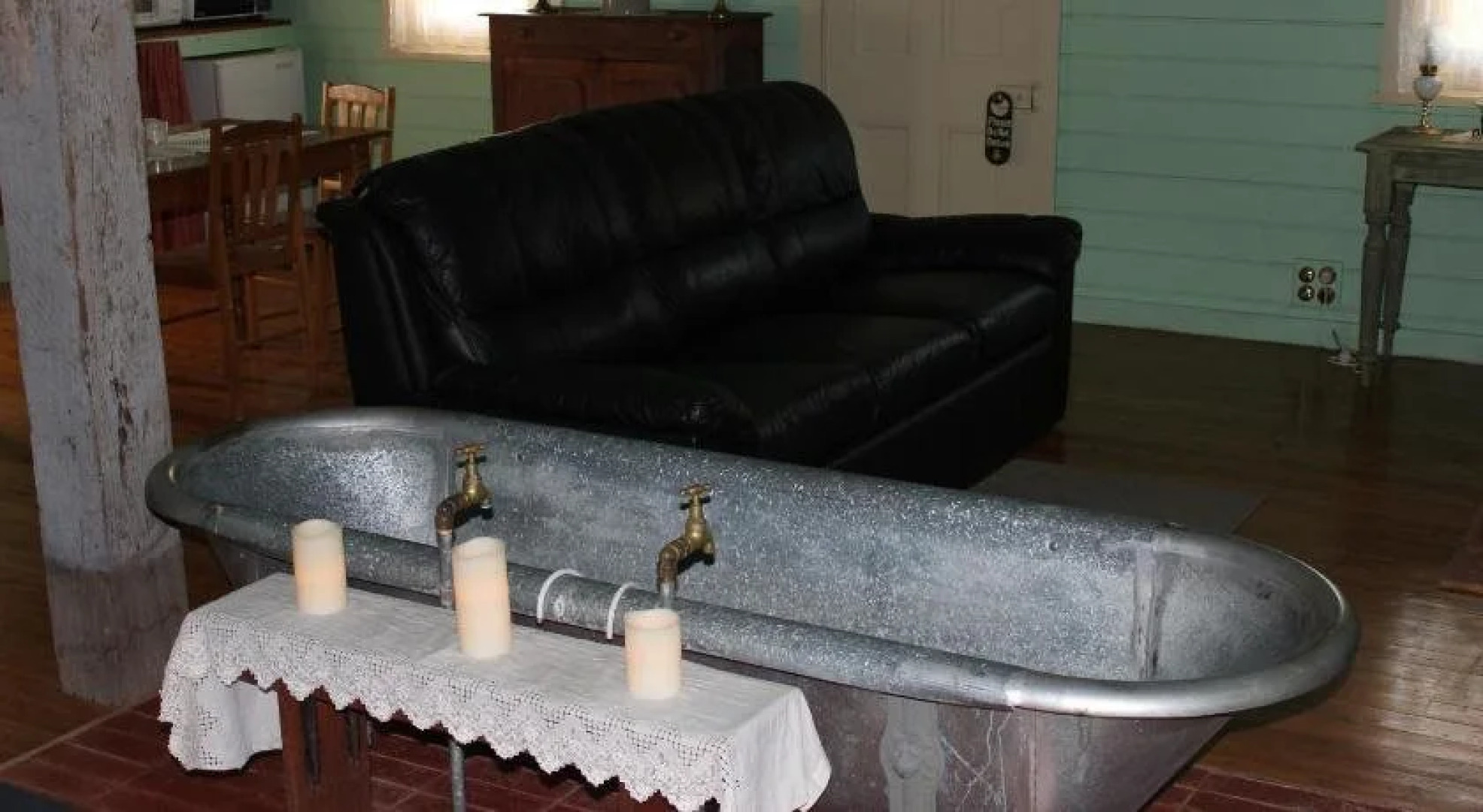 Elinike Guest Cottages